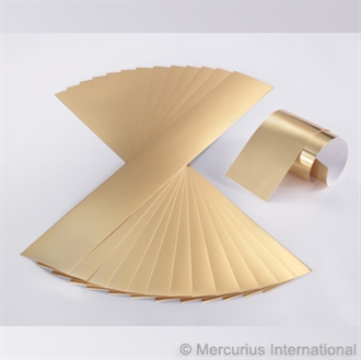 Chromolux guld karton 63 x 10 cm <br />Leveres i stimler